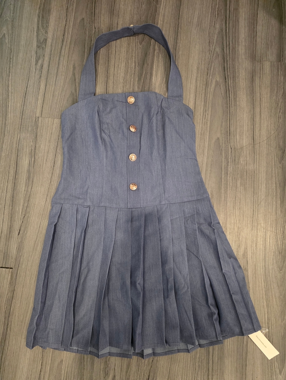 COMMENSE Metal Button Halter Neck Pleated Dress Supersoft Light Blue Medium NWT - Picture 5 of 12